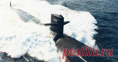 «Лос-Анджелесом» меньше Сильные и слабые стороны подводных дуэлянтов до выхода на исходные позиции нам уже известны («В первом погружении»). Зная арсенал средств и условия ведения боя, проанализируем, как могут действовать р…