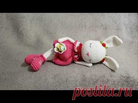 How to crochet Bunny; Part 2: Bunny head and body.