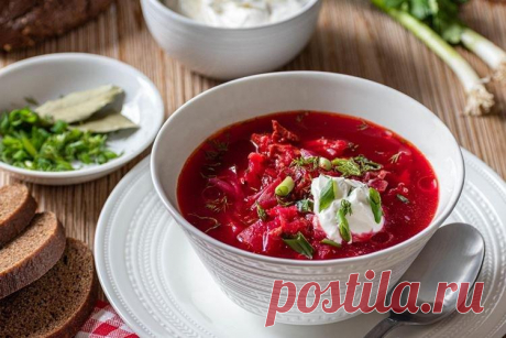 8 самых вкусных рецептов украинского борща - пошагово Что может быть лучше ароматного и наваристого борща? Мы собрали 8 пошаговых рецептов украинского борща, с которыми справится даже новичок!