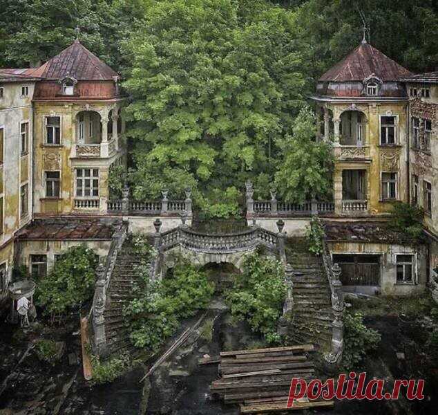 Атмосферные фотографии заброшенных мест