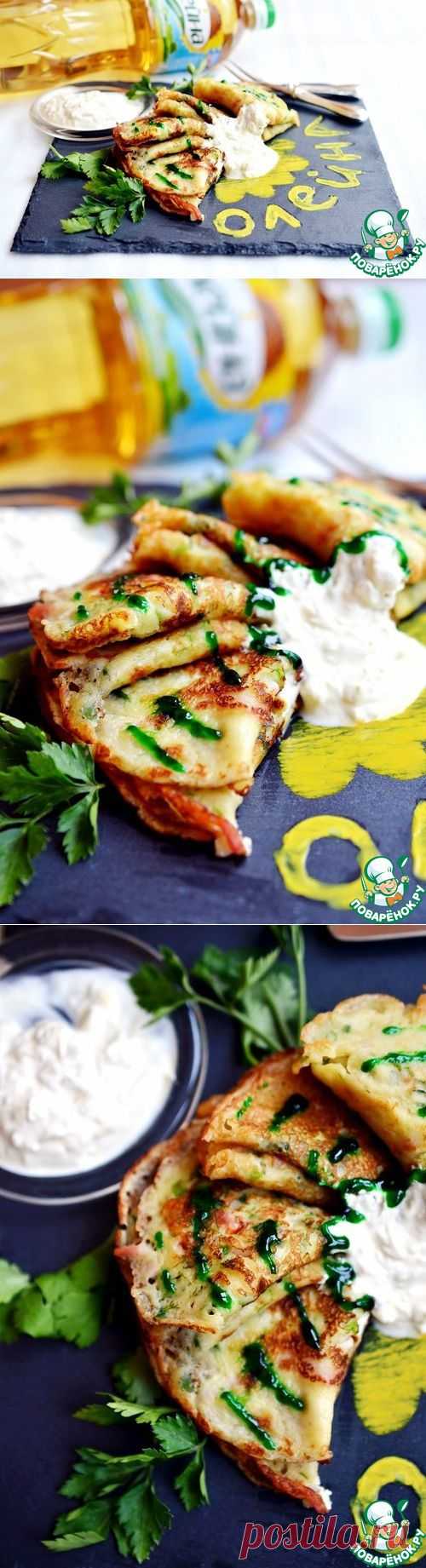 "Пивные" блинчики с беконом под сырным соусом - кулинарный рецепт