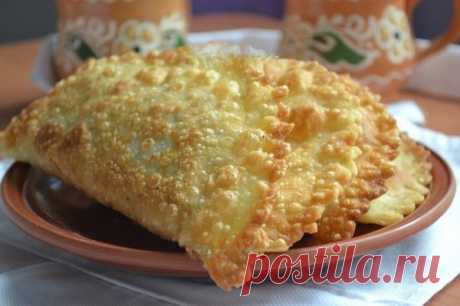 Рецепт чебуреков, который покорит ваших близких | Рецепты Bon Appétit | Яндекс Дзен