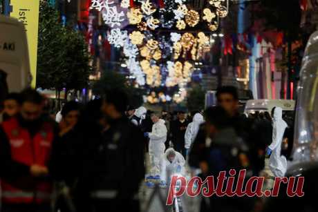 Взрыв на одной из самых популярных пешеходных улиц Стамбула. Фоторепортаж. В Стамбуле 13 ноября произошел взрыв на одной из самых популярных пешеходных улиц города — Истикляль. Погибли шесть человек. Власти назвали взрыв терактом и сообщили о задержании подозреваемого