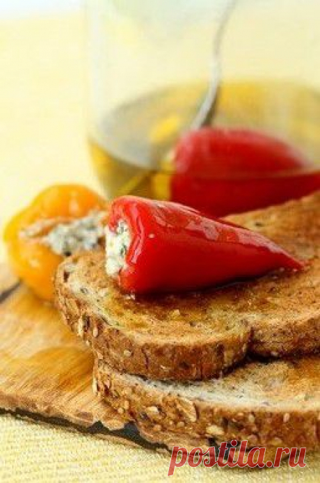 МИНИ-ПЕРЧИКИ С СЫРНОЙ НАЧИНКОЙ