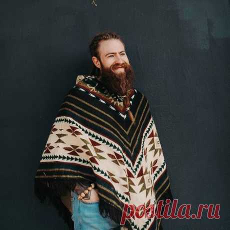 Приятные цвета, теплый мягкий и качественный материал из шерсти альпака и хлопка, удобный покрой -пончо это отличная одежда для прогулок, путешествий, походов, посиделок с друзьями и шикарных фото...
⠀
⠀⠀Все наши пончо из Южной Америки, где их ткут индейцы Кечуа по традиционным технологиям
⠀
⠀⠀В пончо уютно и комфортно, также оно легко сочетается с почти любой одеждой
⠀
⠀⠀Популярный стиль бохо, для свободных и стильных ребят😉
⠀
⠀⠀Для заказа - пишите в директ
⠀
⠀⠀В наличии...