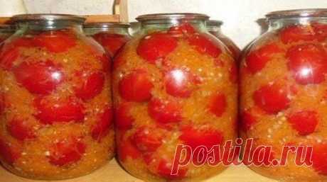 ОЧЕНЬ ВКУСНЫЕ ПОМИДОРЫ НА ЗИМУ.
Эти очень вкусные помидоры на зиму заготавливаю уже года 4 наверное, и хочу поблагодарить Надежду Марар за этот рецепт. Как-то вычитала я его в журнале, теперь люблю больше всего! Помидоры вкуснее получаются, чем в собственном соку. Ведь овощной маринад получается даже лучше самих помидор!
ПОМИДОРЫ В ЗАЛИВКЕ ИЗ ОВОЩЕЙ
Вкусно, рекомендую от чистого сердца!
Ингредиенты:
Даю раскладку сразу на 5 3-х литровых банок:
помидоры;
4 болгарских перца;
морковь —