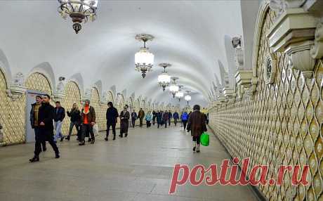 4 самых неудобных пересадки между линиями Московского метро | Ь! Ностальгия по СССР и 90-м | Яндекс Дзен