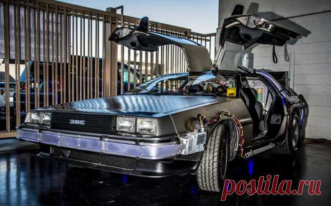 DeLorean DMC-12: блистательная катастрофа