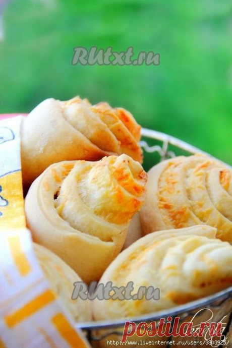 Булочки с сыром и чесноком с хрустящей корочкой