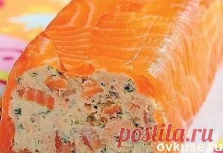 Рулет из творожного сыра и копченого лосося - Простые рецепты Овкусе.ру