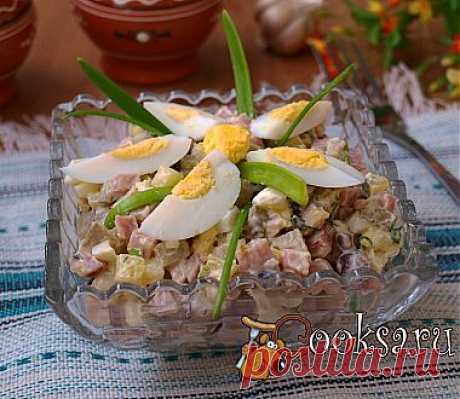 Салат с ветчиной,яйцами и маринованными грибами рецепт с фото