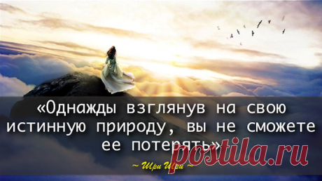 Как хочется порой замедлить шаг, 
безумный бег чуть-чуть остановить... 
Поговорить тихонько по душам, 
с самой собой чуть-чуть поговорить. 
Как ты живешь? Как у тебя дела, 
о чем порой тоскуешь по ночам? 
Хватает ли надежды и тепла? 
Горит ли ярко хрупкая свеча? 
...есть не всегда возможность в суете ..