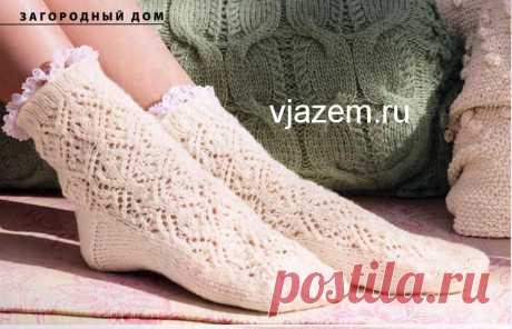 Белые ажурные носки спицами с описанием из журнала &quot;Verena&quot;
