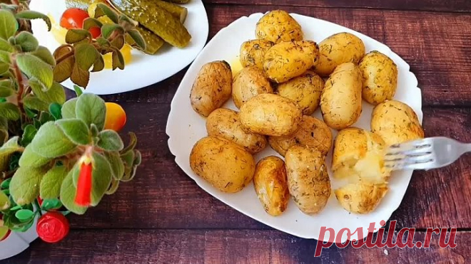 Молодая картошка! Один из вкуснейших рецептов!