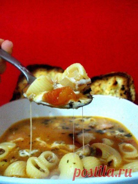 Итальянский говяжий суп с пастой, колбасой и моцареллой | Вкуснолог...