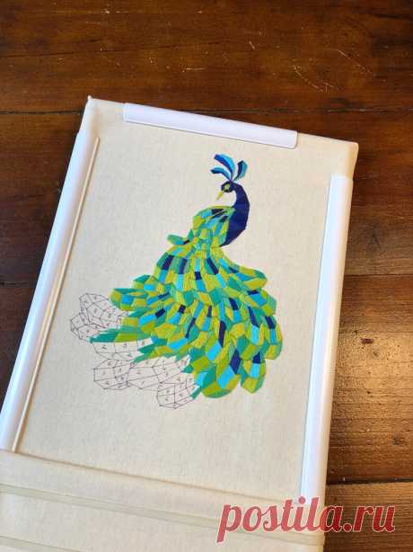 Peacock 2 geometric embroidery pattern | Etsy