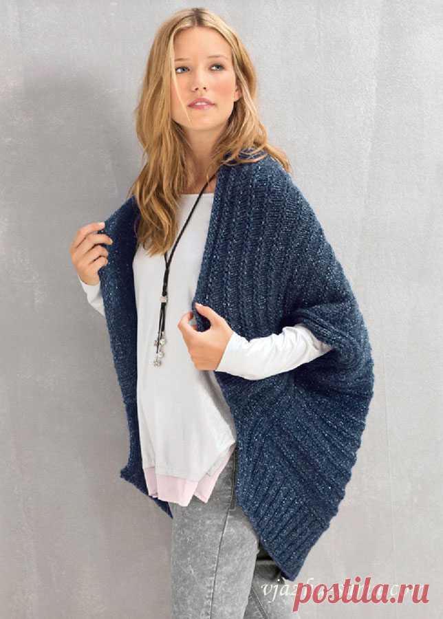 жилетка женская вязаная оверсайз. пулундер с белой рубашкой. связать жилет оверсайз. связать жилет оверсайз. вязаная безрукавка оверсайз.