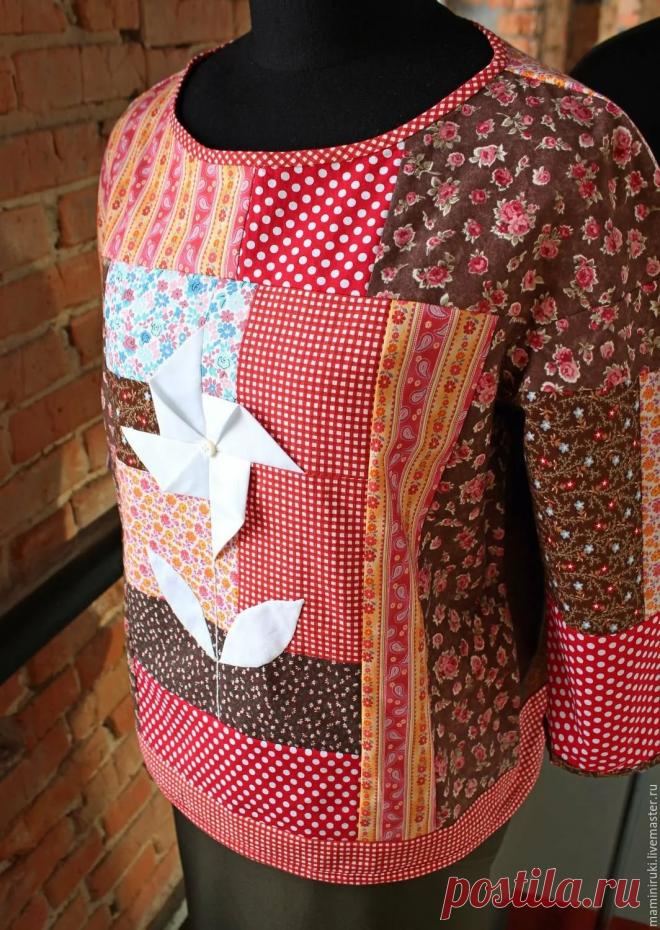 Изделия из лоскутков ткани. Интересные идеи для шитья одежды. Пэчворк в одежде. Идеи для шитья одежды для кукол. Сшить швейную машинку из ткани.