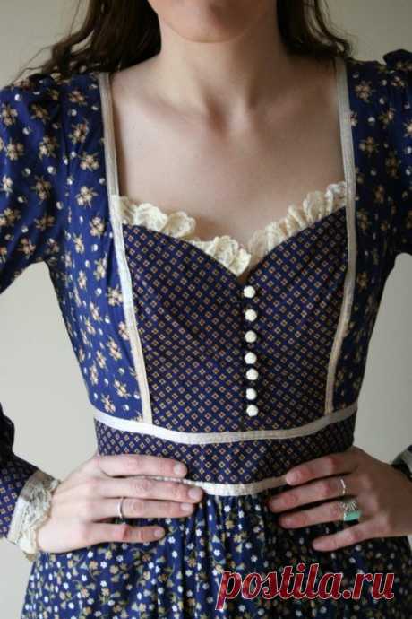 70's GUNNE SAX calico dress small, medium