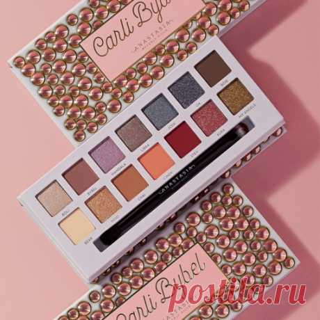 ANASTASIA BEVERLY HILLS
Палетка теней CARLI BYBEL
 Качество, просто Огонь 
жми на ссылку https://vk.cc/aBejl9

   Культовая палетка теней    созданная известным бьюти-блогером,   стала для всех настоящая «палочка-выручалочка» 
   Лимитированная коллекция от Carli Bybel состоит из 14 рекомендуемых оттенков.  Серия матовых и глянцевых текстур, переходящие в теплые и холодные тона, позволяют добиться любого результата, от «дежурного» повседневного образа до яркого эффекта «sm...