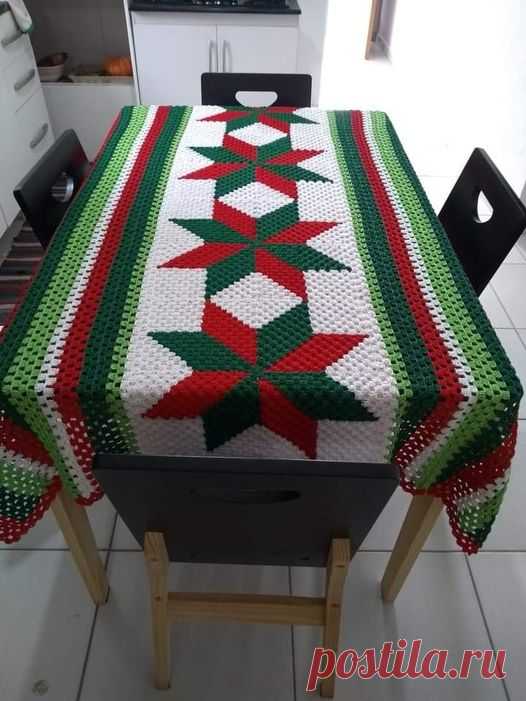 (12) Facebook