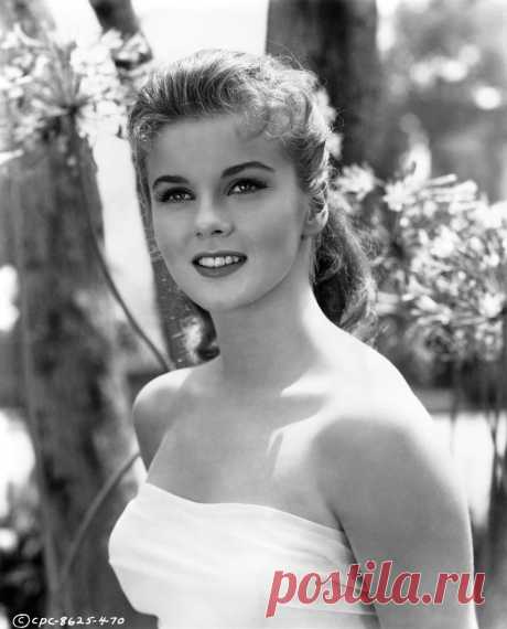 Энн-Маргрет (Ann-Margret)
- 28 апреля, 1941