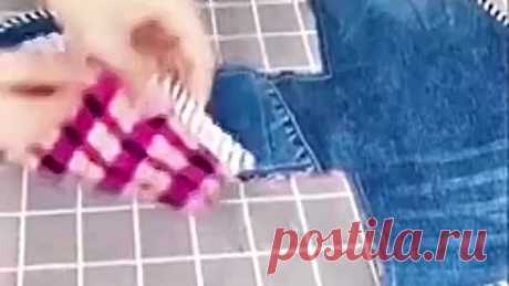 Из джинсов