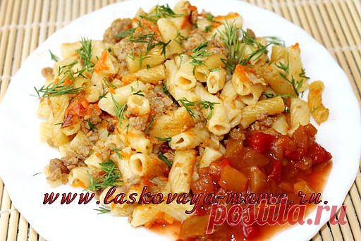 Макароны с фаршем и овощами в мультиварке
