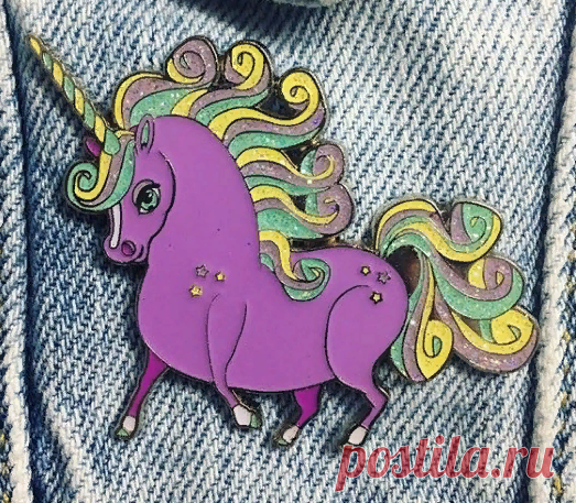 Dana Duncan в Instagram: «Rainbow and glitter! Prancing pink ponycorn and friends. 🌈🦄✨ #unicorn #pony #ponycorn #ponycorns #unicornpin #pinkowlet #flairgame #pingame…»