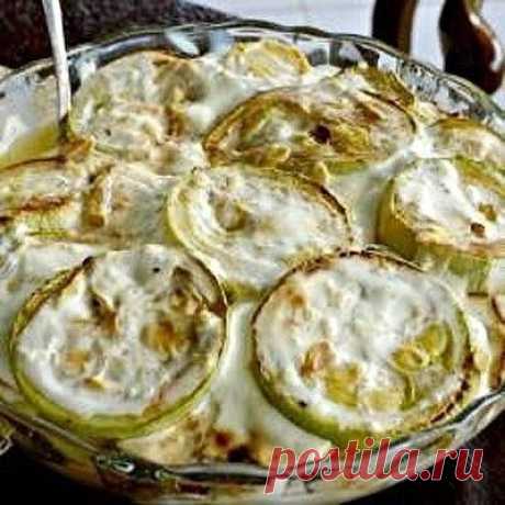 Жареные кабачки с чесночным соусом. Пицца с овощами. Вкусные рецепты из огурцов | ЖЕНСКИЙ МИР