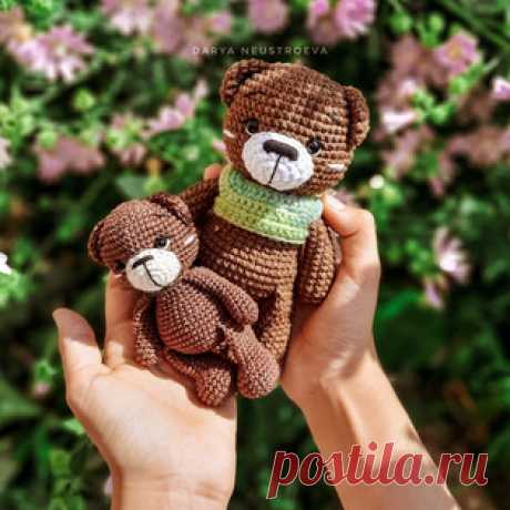 Мишутка амигуруми. Схемы и описания для вязания игрушек крючком! Бесплатный мастер-класс от Дарьи Неустроевой по вязанию мишутки крючком. Размер вязаной игрушки примерно 17 см. Для изготовления такого медвежонка авт…