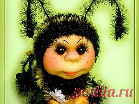 Очаровательная пчелка от Ольги Шевченко