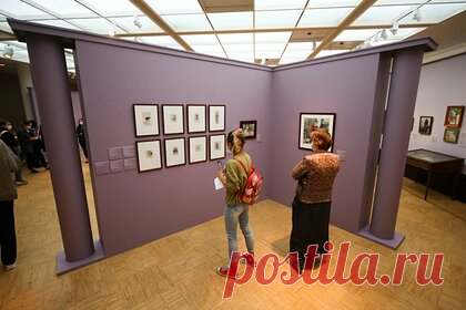 Россиянин пожаловался на Третьяковку из-за пропаганды ЛГБТ. Бывший российский военный пожаловался в полицию на Третьяковскую галерею из-за пропаганды ЛГБТ. По его словам, там показывали фильм, в котором рассказывалось о французской художнице XIX века Розе Бонер и о том, что «она была лесбиянкой». Мужчина подчеркнул, что при этом возрастных ограничений указано не было.