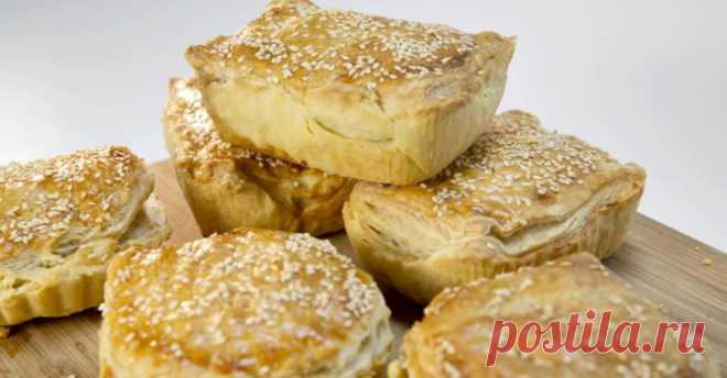 Порционные пироги с курицей, баклажаном и грибами – рецепт с фотографиями в домашних условиях  Готовим с телеканалом Еда - порционные пироги с курицей, баклажаном и грибами с фотографиями от лучших поваров телеканала.