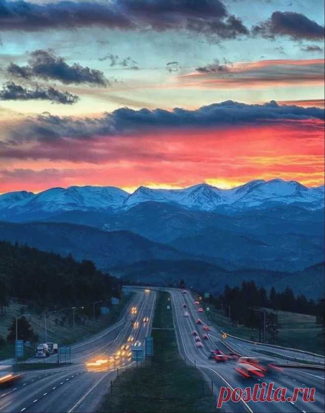 Рассвет в Денвере, Колорадо