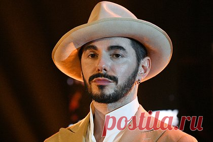 Звезда Comedy Club высказался о низкопробном юморе. Бывший резидент Comedy Club Тимур Родригез высказался о том, что сейчас у аудитории популярен низкопробный юмор. «Причиной тому соцсети и персонажи, которые не играют, а кривляются, произносят не интеллектуальные, а примитивные шутки», — заявил он в интервью для издания Hello!