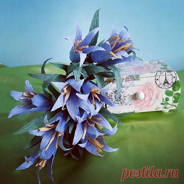 #Handmade #paper #flowers