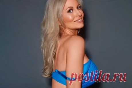 51-летняя блогерша показала фигуру в купальнике и восхитила подписчиков. Блогерша Аннамария Калебич показала фигуру в купальнике и восхитила подписчиков моложавой внешностью. Сначала инфлюэнсерша с никнеймом @annamariakalebic продемонстрировала свои фото десятилетней давности. Затем она опубликовала серию фотографий, на которых запечатлена в возрасте 51 года в цветном купальнике.
