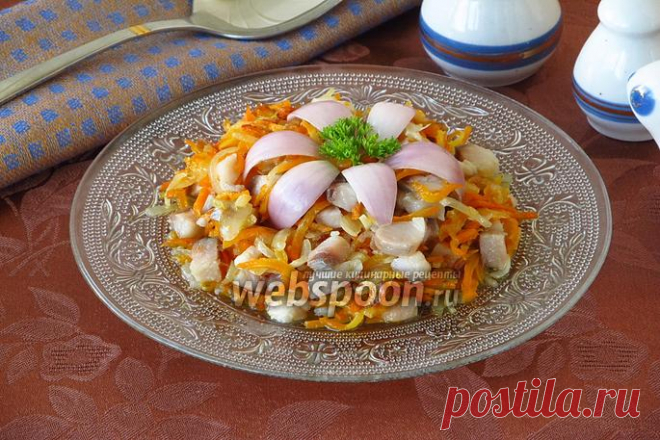 Закуска с соленой сельдью | Рецепт закуски из соленой сельди с фото | Праздничная закуска с селедкой на Webspoon.ru