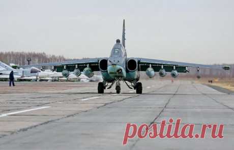 Российская авиабаза Кант пополнилась звеном штурмовиков Су-25