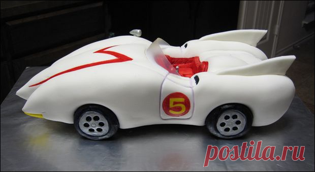 How to make a Mach 5 from Speed Racer Cake