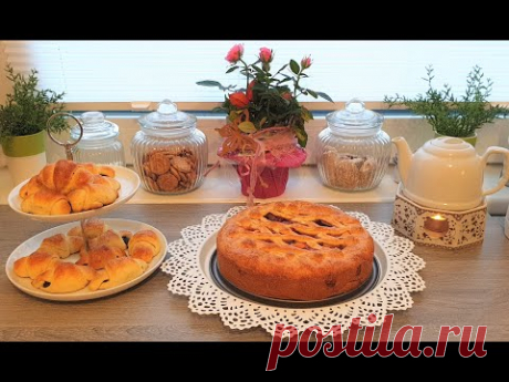 Пирог фруктовый и Рогалики с маковой начинкой!