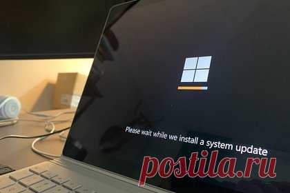 Обновление Windows 10 замедлило систему. Пользователи популярной Windows 10 пожаловались на проблемы с актуальным обновлением. По словам пользователей Reddit, установка небольшого обновления KB5027215 может нанести вред системе. Как выяснилось, после загрузки апдейта запускается установка, которая может занять длительное время — до нескольких часов.