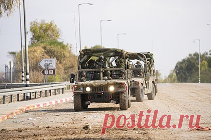 Армия Израиля начала широкомасштабные удары по сектору Газа. Израиль начал наносить удары по объектам боевиков «Исламского движения сопротивления» (ХАМАС) в секторе Газа. «В настоящее время ЦАХАЛ проводит широкомасштабный удар по объектам террористической организации "Хамас" в секторе Газа. Подробности последуют», — указали в пресс-службе Армии обороны страны (ЦАХАЛ).