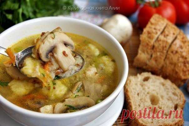 Гречневый суп с грибами и картофельными клёцками