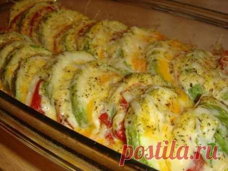 ВКУСНЕЙШИЕ КАБАЧКИ, ЗАПЕЧЕННЫЕ С ПОМИДОРАМИ И СЫРОМ