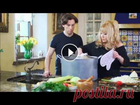 Какие блюда готовит Алла Пугачёва и кто помогает ей на кухне. Рецепт мясного блюда от Аллы Борисовны Какие блюда готовит Алла Пугачёва и кто помогает ей на кухне. Рецепт мясного блюда от Аллы Борисовны. 