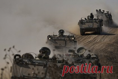 Израиль дал жителям Газы сутки на эвакуацию перед военной операцией. ХАМАС призвал игнорировать эти требования. Власти Израиля дали сутки на эвакуацию более миллиона жителей севера сектора Газа перед началом наземной операции. Об этом сообщил представитель генсека ООН Стефан Дюжаррик. ХАМАС потребовало от палестинцев остаться дома. В секторе Газа началась гуманитарная катастрофа.