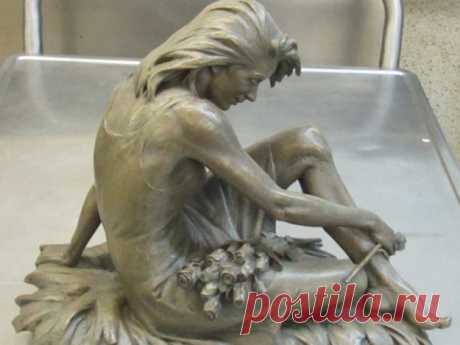 Secret Admirer Bronze Sculpture by Blair Buswell