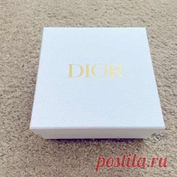 Dior Gift Box 🎁 Shop keoz's closet or find the perfect look from millions of stylists. Fast shipping and buyer protection. Dior Gift Box
New Condition
Measurement: 8” x 8” x 3.75”